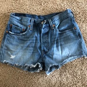 Levi shorts